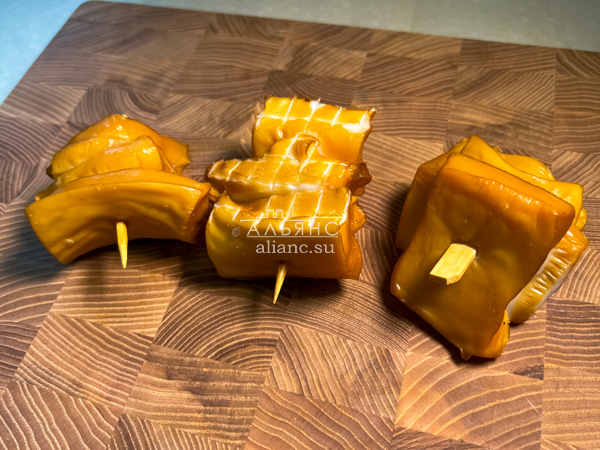 Шашлычок из кальмара х/к в Якутске