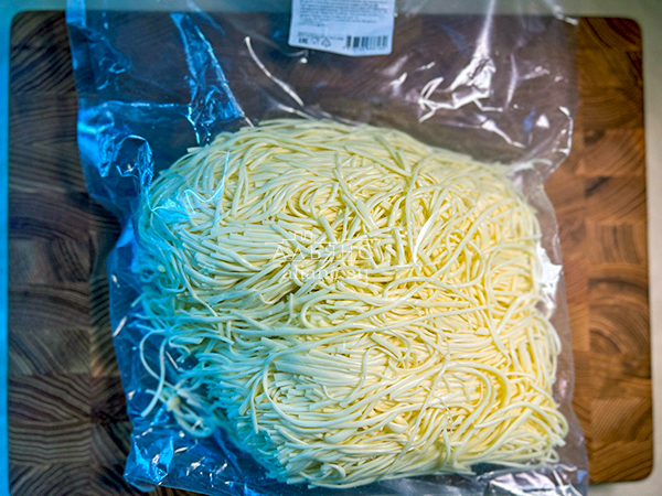 Сырный продукт ФЕРМЕРСКИЙ паутинка белая в Якутске