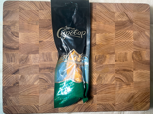 Сыр 100 гр ГОРНЫЙ СЫРОВАР (Косичка копчёная) в Якутске