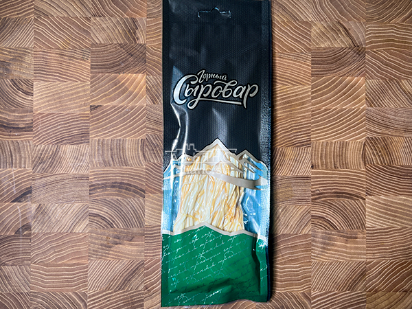 Сыр 60 гр ГОРНЫЙ СЫРОВАР (Паутинка копчёная) в Якутске